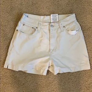 Women’s Jordache Shorts Size:05/06
